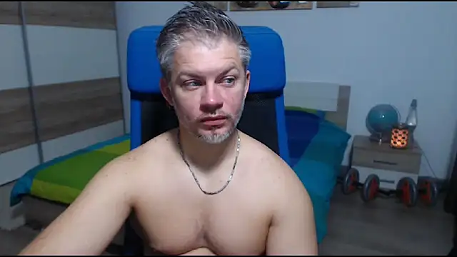 Snapshot of RobbyShawz chatting on October 2025 04:15:01 AM RobbyShawz online show from October 2025 04:15:01 AM