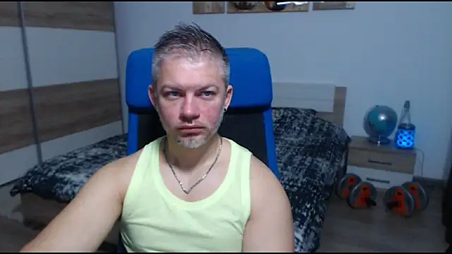 Snapshot of RobbyShawz chatting on October 2025 05:52:01 AM RobbyShawz online show from October 2025 05:52:01 AM