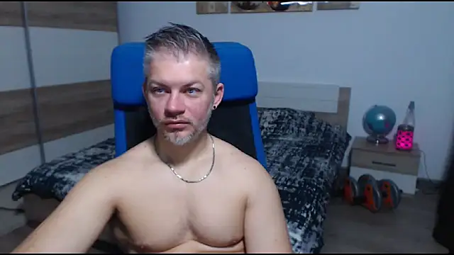 Snapshot of RobbyShawz chatting on November 2025 05:51:01 AM RobbyShawz online show from November 2025 05:51:01 AM