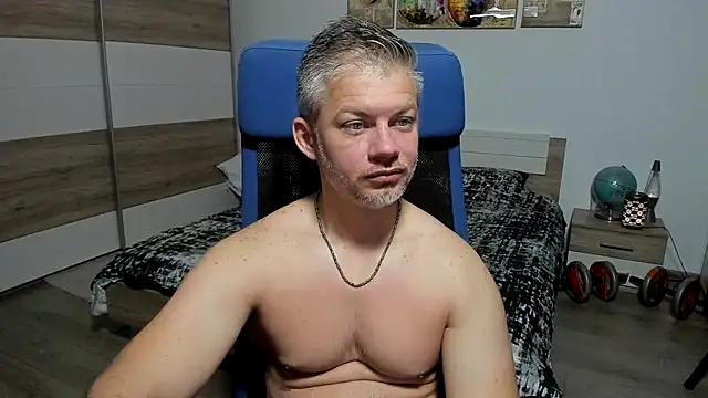 RobbyShawz online show from June 2026 04:28:01 AM
