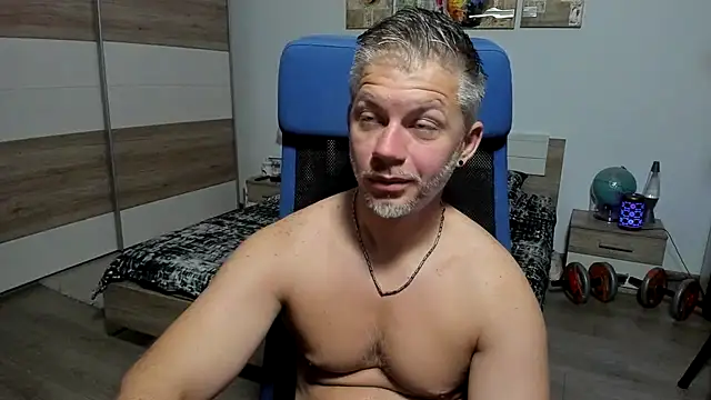 RobbyShawz online show from July 2026 04:19:01 AM