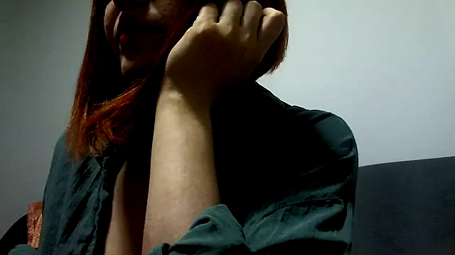 Snapshot of MashaYeah777 chatting on December 2024 05:26:02 PM MashaYeah777 online show from December 2024 05:26:02 PM