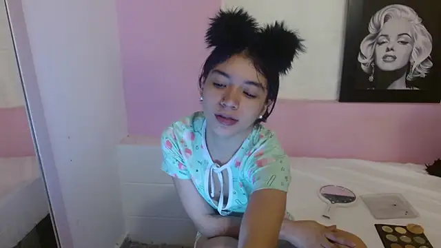 Sweetcristin online show from April 2026 12:30:02 AM