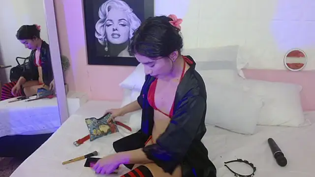 Sweetcristin online show from April 2026 12:59:02 AM