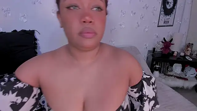 Snapshot of pamela_doll3 chatting on May 2026 01:36:01 AM pamela doll3 online show from May 2026 01:36:01 AM