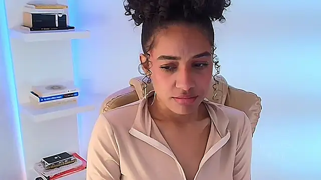 Snapshot of Belkaj chatting on January 2025 09:10:01 PM Belkaj online show from January 2025 09:10:01 PM