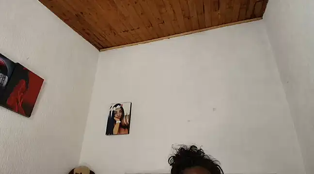 Snapshot of godessQQQ chatting on March 2025 09:23:02 PM godessQQQ online show from March 2025 09:23:02 PM