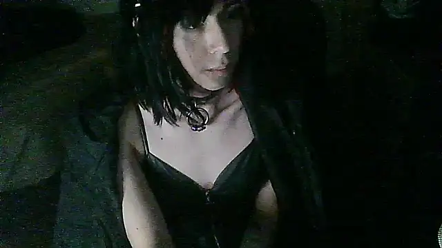 Snapshot of crystalxh chatting on October 2025 08:30:02 PM crystalxh online show from October 2025 08:30:02 PM