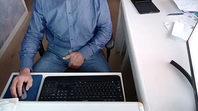 dutchpornking online show from October 2025 07:06:02 AM