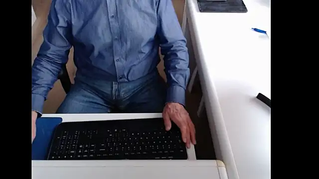 dutchpornking online show from October 2025 07:09:01 AM