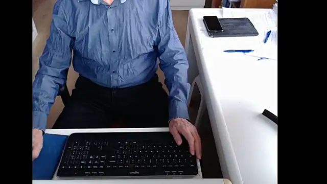 dutchpornking online show from November 2025 08:24:01 AM