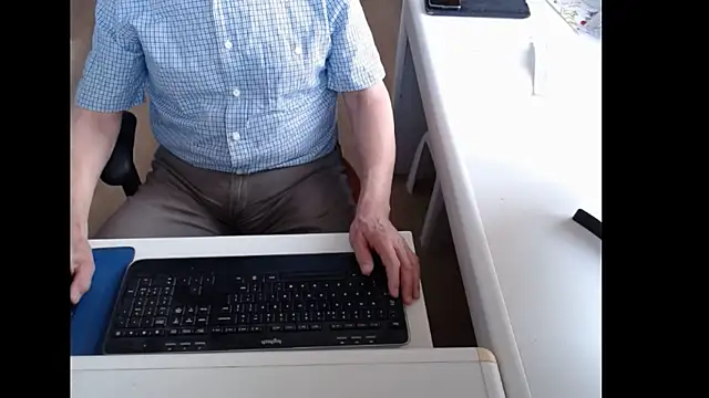 dutchpornking online show from May 2026 06:51:02 AM