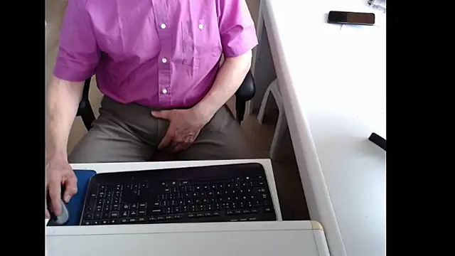 dutchpornking online show from May 2026 06:29:01 AM