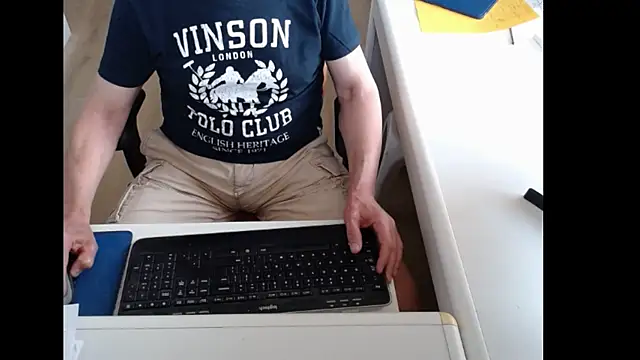 dutchpornking online show from May 2026 06:10:02 AM