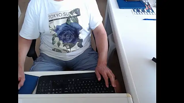 Snapshot of dutchpornking chatting on July 2026 06:06:01 AM dutchpornking online show from July 2026 06:06:01 AM