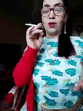 Chriss Tinaa online show from January 2025 06:27:02 AM