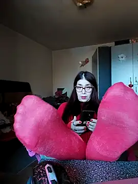 Chriss Tinaa online show from February 2025 09:24:02 AM