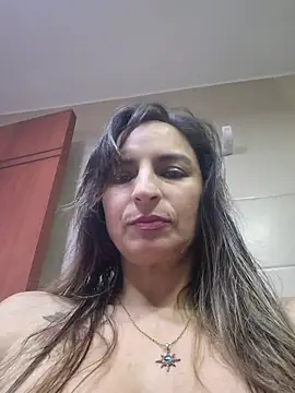 marilyn love6969 online show from May 2026 01:30:01 PM