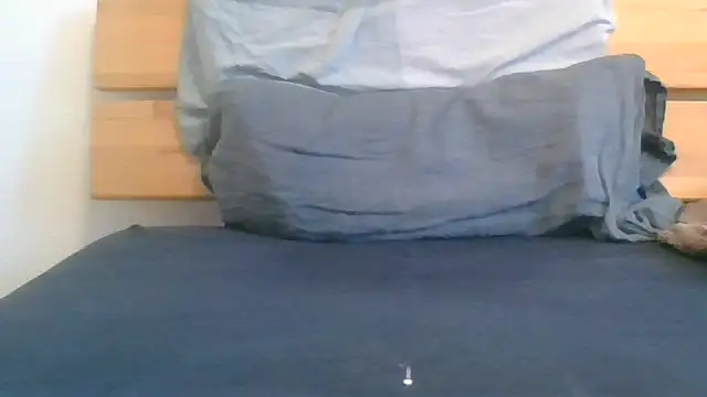 Snapshot of Timolia19 chatting on February 2025 03:50:01 PM Timolia19 online show from February 2025 03:50:01 PM