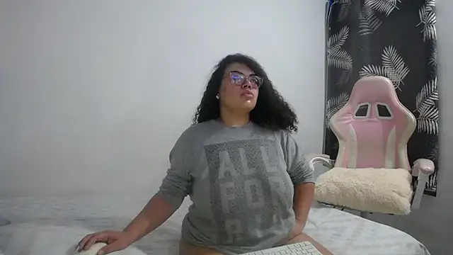 mabigomez00 online show from March 2026 09:16:03 AM