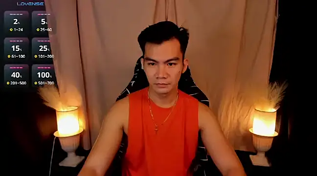 Snapshot of 000batman000 chatting on February 2025 12:37:01 PM 000batman000 online show from February 2025 12:37:01 PM