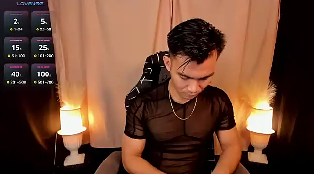 Snapshot of 000batman000 chatting on February 2025 01:27:02 PM 000batman000 online show from February 2025 01:27:02 PM