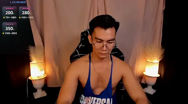 Snapshot of 000batman000 chatting on February 2025 04:14:01 PM 000batman000 online show from February 2025 04:14:01 PM