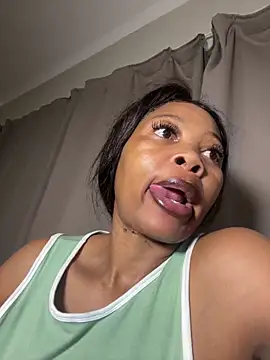 cherrybabe76 online show from March 2025 08:54:01 PM