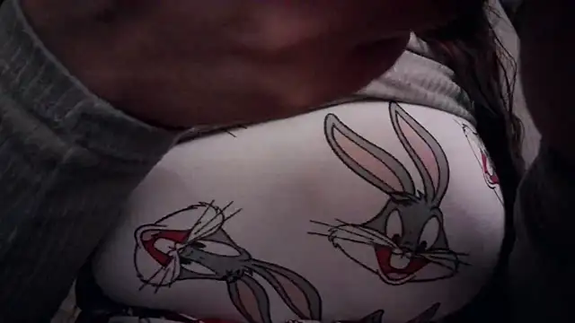 Snapshot of AnnyelinnaLove chatting on February 2026 06:45:02 AM AnnyelinnaLove online show from February 2026 06:45:02 AM