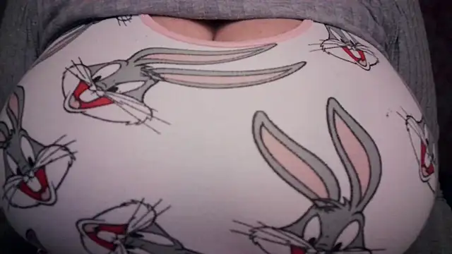 Snapshot of AnnyelinnaLove chatting on February 2026 10:24:01 PM AnnyelinnaLove online show from February 2026 10:24:01 PM