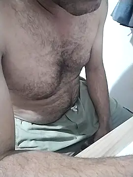 Snapshot of SAFADINHO-25 chatting on February 2026 11:44:02 PM SAFADINHO-25 online show from February 2026 11:44:02 PM