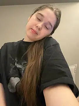 HornyGirlH online show from February 2026 11:12:01 PM