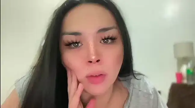 Snapshot of MISSANACONDA chatting on February 2025 03:31:01 PM MISSANACONDA online show from February 2025 03:31:01 PM