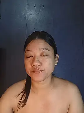 Snapshot of Urchanel chatting on November 2025 08:41:01 PM Urchanel online show from November 2025 08:41:01 PM