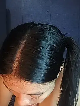 Snapshot of Urchanel chatting on February 2026 08:24:01 AM Urchanel online show from February 2026 08:24:01 AM