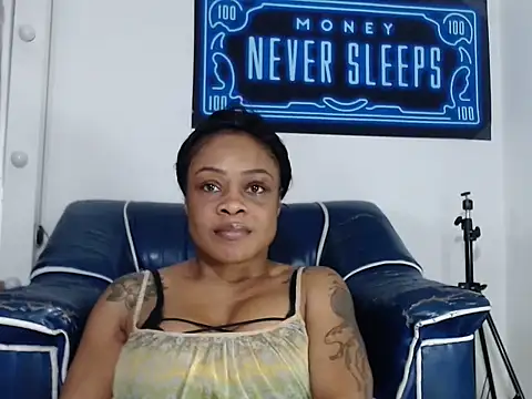 alexiaao9 online show from May 2026 03:24:01 AM