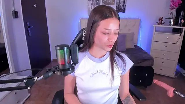 Amaia Daniells online show from February 2025 03:53:01 AM