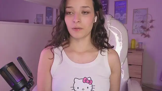 Amaia Daniells online show from October 2025 04:20:02 AM