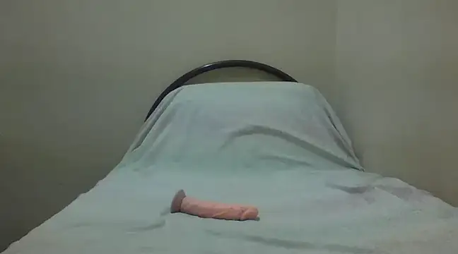 Annerae online show from February 2025 05:18:02 PM