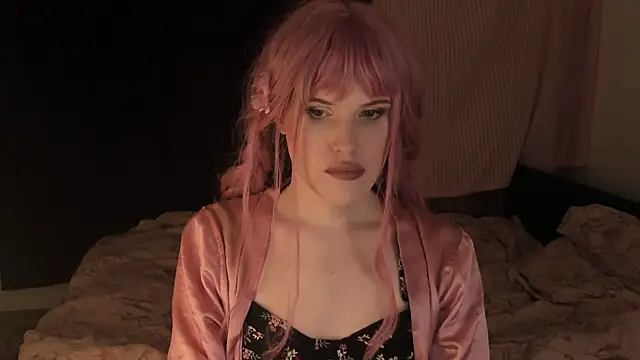 EffieMinki online show from December 2024 03:20:02 PM