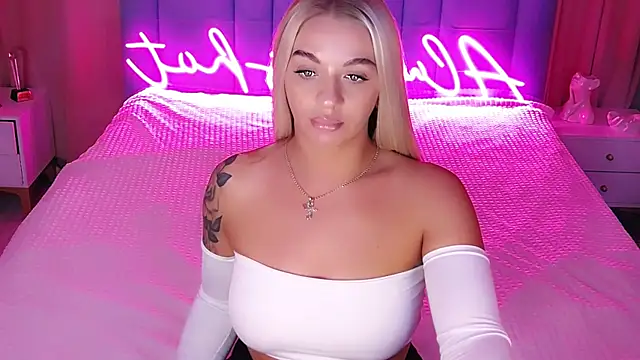 AllwaysHotJ online show from November 2025 02:10:02 AM