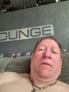 tomtom111111 online show from March 2025 02:23:02 PM