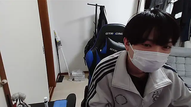 pychan online show from March 2026 12:18:01 PM