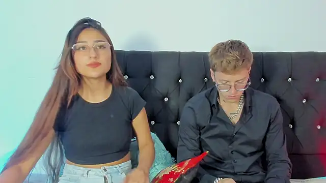 A sexy couple   online show from November 2025 11:36:02 PM