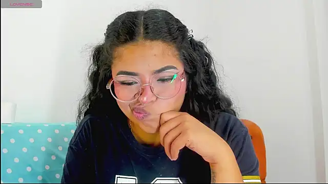 moana taylor online show from May 2026 10:23:02 AM