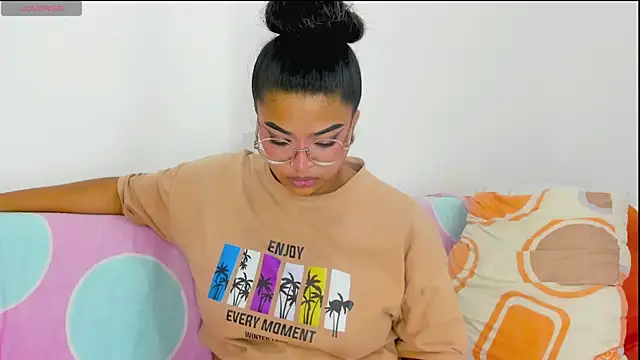 moana taylor online show from May 2026 07:12:02 PM