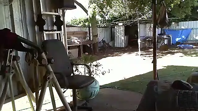 Snapshot of herbie010666 chatting on December 2024 06:49:02 AM herbie010666 online show from December 2024 06:49:02 AM