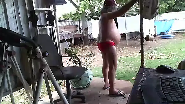 Snapshot of herbie010666 chatting on January 2025 05:09:01 AM herbie010666 online show from January 2025 05:09:01 AM