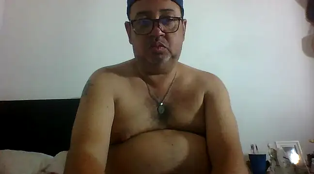 Snapshot of djtomxxx2777 chatting on February 2025 03:34:02 AM djtomxxx2777 online show from February 2025 03:34:02 AM