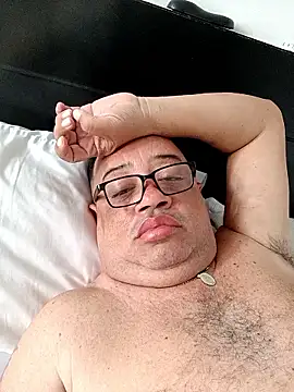 Snapshot of djtomxxx2777 chatting on January 2026 09:07:02 PM djtomxxx2777 online show from January 2026 09:07:02 PM